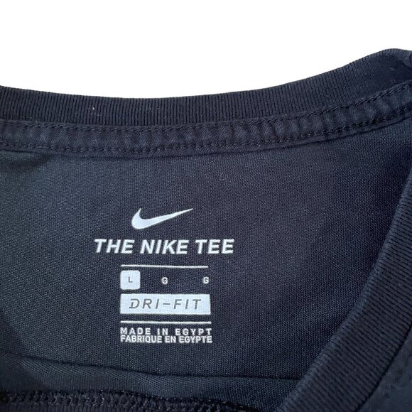 Nike Dri-Fit Graphic T-Shirt Mens Size Large With Vibrant Animal Geometric Print - Picture 2 of 5